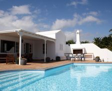 Spain Lanzarote Puerto Calero vacation rental compare prices direct by owner 18830349