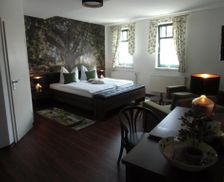 Germany Thuringia Eisenberg vacation rental compare prices direct by owner 13006033