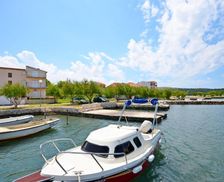 Croatia Sibenik-Knin Jadrtovac vacation rental compare prices direct by owner 5118636