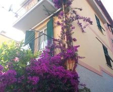 Italy Liguria San Terenzo vacation rental compare prices direct by owner 14879552