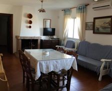 Spain Andalucía Higuera de la Sierra vacation rental compare prices direct by owner 13611816