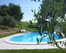 Italy Marche Tolentino vacation rental compare prices direct by owner 18371916