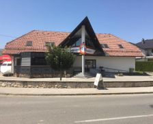 Slovenia Gorenjska Zgornji Brnik vacation rental compare prices direct by owner 13980044