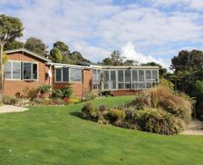 New Zealand Stewart Island Half-moon Bay vacation rental compare prices direct by owner 14956876