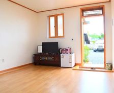 South Korea Gyeongsangbuk-Do Gyeongju vacation rental compare prices direct by owner 19407472