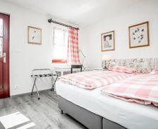 Czechia Central Bohemia Velké Číčovice vacation rental compare prices direct by owner 13537209