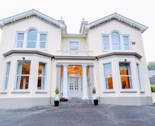 Ireland County Cork Cobh vacation rental compare prices direct by owner 18898404