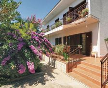 Croatia Sibenik-Knin County Šibenik vacation rental compare prices direct by owner 14689674