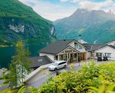 Norway Møre og Romsdal Geiranger vacation rental compare prices direct by owner 12987687