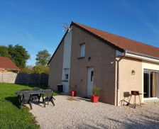 France Burgundy La Chapelle-Saint-Sauveur vacation rental compare prices direct by owner 18494946