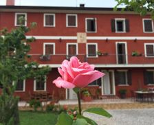 Italy Veneto Soligo vacation rental compare prices direct by owner 15049169