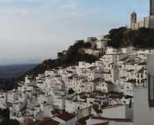 Spain Andalucía Casares vacation rental compare prices direct by owner 13930634