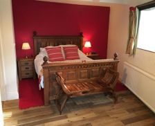 United Kingdom Dorset Sherborne vacation rental compare prices direct by owner 14260260