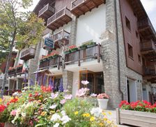 Italy Valle d'Aosta Courmayeur vacation rental compare prices direct by owner 15339834