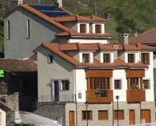 Spain Asturias Pola de Somiedo vacation rental compare prices direct by owner 13979199