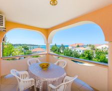 Croatia Pag Island Novalja vacation rental compare prices direct by owner 6383954