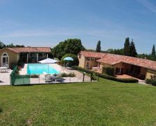 France Nouvelle-Aquitaine Villeneuve-Sur-Lot vacation rental compare prices direct by owner 4244096