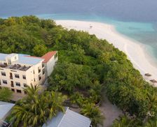 Maldives Ari Atoll Ukulhas vacation rental compare prices direct by owner 13800302