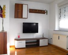 Germany Rhineland-Palatinate Waldrach vacation rental compare prices direct by owner 5944110