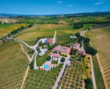 Italy Tuscany Monteriggioni vacation rental compare prices direct by owner 14184045