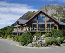 New Zealand Canterbury Mount Cook Village vacation rental compare prices direct by owner 13813417