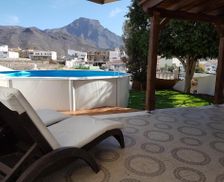 Spain Santa Cruz de Tenerife Adeje vacation rental compare prices direct by owner 5682767