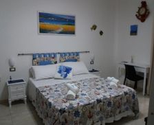 Italy Sicily Portopalo vacation rental compare prices direct by owner 15827433