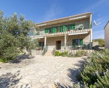 Croatia Sibenik-Knin Brodarica vacation rental compare prices direct by owner 4655005