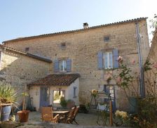 France Deux-Sèvres Couture-dʼArgenson vacation rental compare prices direct by owner 12995238