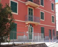 Italy Liguria Moneglia vacation rental compare prices direct by owner 6426024