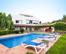 Spain Catalonia Garriguella vacation rental compare prices direct by owner 13670752