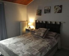 France Champagne - Ardenne Châtelraould-Saint-Louvent vacation rental compare prices direct by owner 14950867