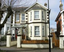 United Kingdom Isle of Wight Sandown vacation rental compare prices direct by owner 15240790