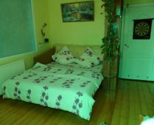 Ukraine Transcarpathia Uzhhorod vacation rental compare prices direct by owner 14735268