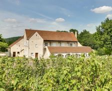 France Burgundy Marey-lès-Fussey vacation rental compare prices direct by owner 8419274