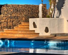 Spain Lanzarote Tinajo vacation rental compare prices direct by owner 15049567