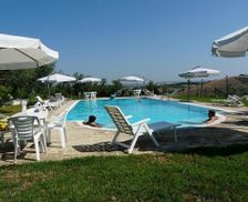 Italy Abruzzo Penne vacation rental compare prices direct by owner 13973907