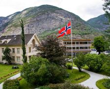 Norway Vestland Lærdalsøyri vacation rental compare prices direct by owner 12733570