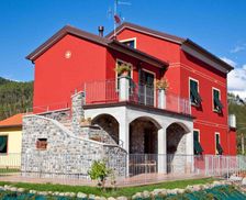 Italy Liguria Brugnato vacation rental compare prices direct by owner 26066436