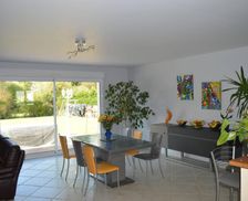 France Pays de la Loire Brette-les-Pins vacation rental compare prices direct by owner 14671739