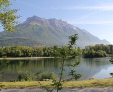 France Rhône-Alps Saint-Pierre-dʼAlbigny vacation rental compare prices direct by owner 13665541