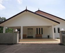 Malaysia Terengganu Kampong Gong Badak vacation rental compare prices direct by owner 14527448