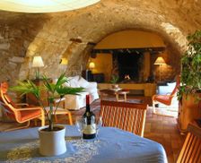 France Provence-Alpes-Côte d'Azur Sigonce vacation rental compare prices direct by owner 13488028