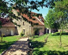 France Burgundy Saint-Julien-de-Civry vacation rental compare prices direct by owner 13668152