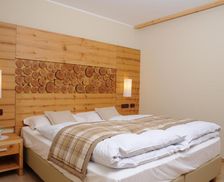 Italy Trentino Alto Adige Mezzana vacation rental compare prices direct by owner 15235719