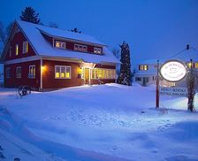 United States Maine Caribou vacation rental compare prices direct by owner 11907017