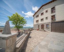 Spain Aragon Berdún vacation rental compare prices direct by owner 26340852