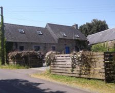 France Brittany Callac vacation rental compare prices direct by owner 12789185