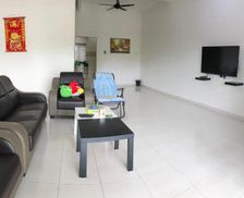 Malaysia Perak Sitiawan vacation rental compare prices direct by owner 14198490