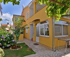 Croatia Istria Fažana vacation rental compare prices direct by owner 13064604